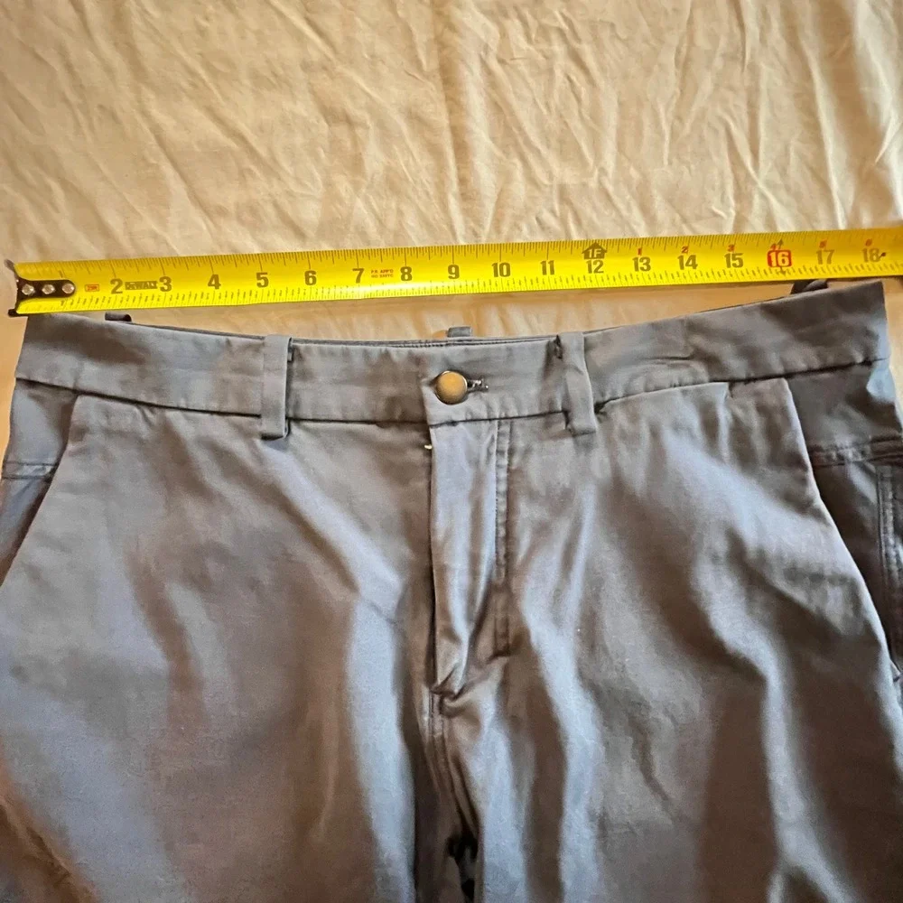 Lululemon Mens Shorts Size 34 Navy Casual Chino‎ Style Zip Fly